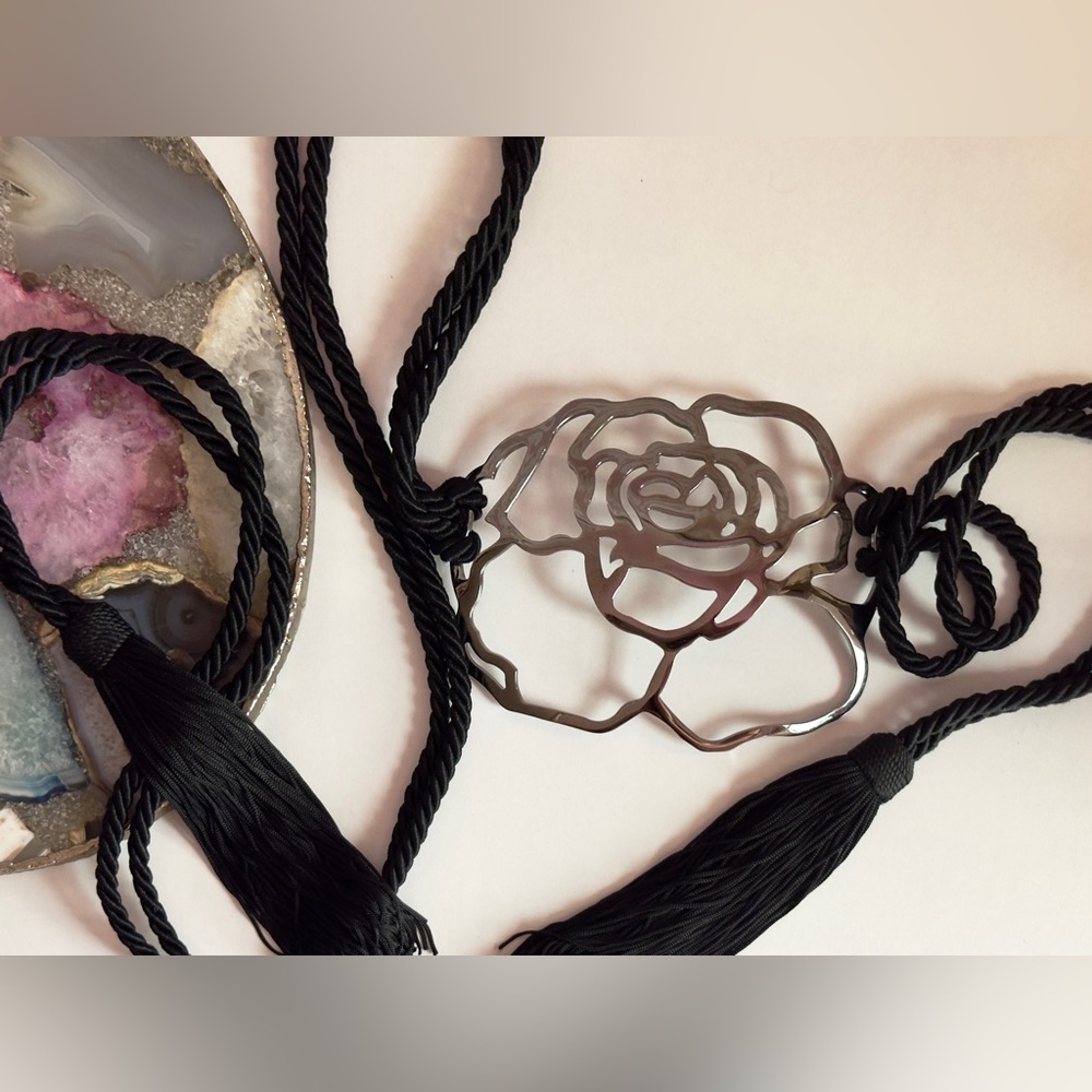 Valentino Garavani Rose & Tassel Belt